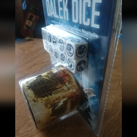 BBC Doctor Who The Card Game Classic Doctors Addition Martin Wallace - Picture 2 of 3